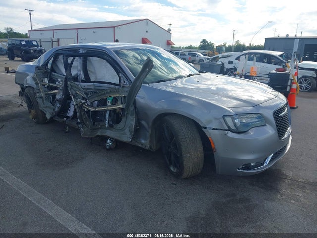 2016 2C3CCAGG6GH162075 main image