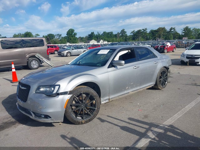 Chrysler 300 300s 2016 2C3CCAGG6GH162075 Image 2