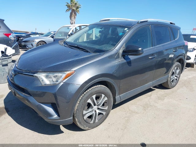 Toyota RAV4 LE 2016 JTMBFREV6GD190941 Image 2