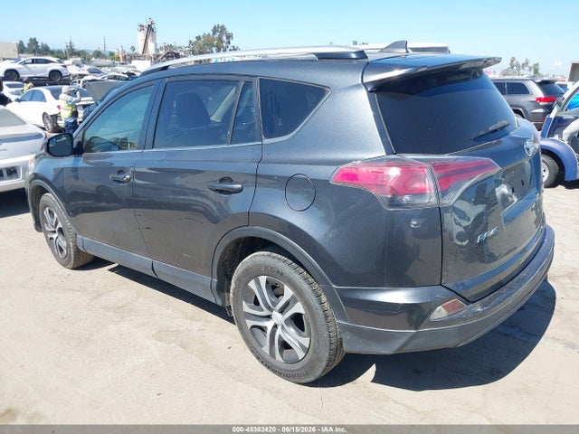 Toyota RAV4 LE 2016 JTMBFREV6GD190941 Image 3