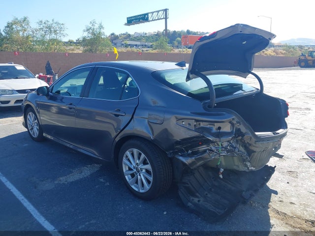 Toyota CAMRY LE 2021 4T1C11AK1MU563665 Image 3