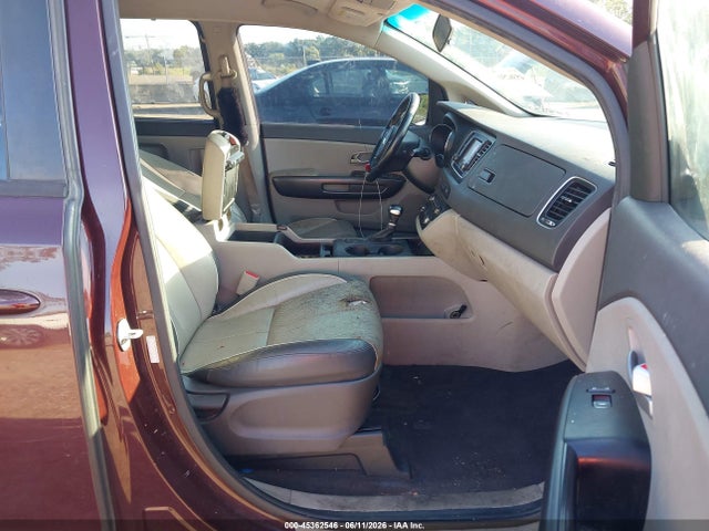 45362546 :رقم المزاد ، KNDMB5C18H6246686 vin ، 2017 Kia Sedona Lx مزاد بيع