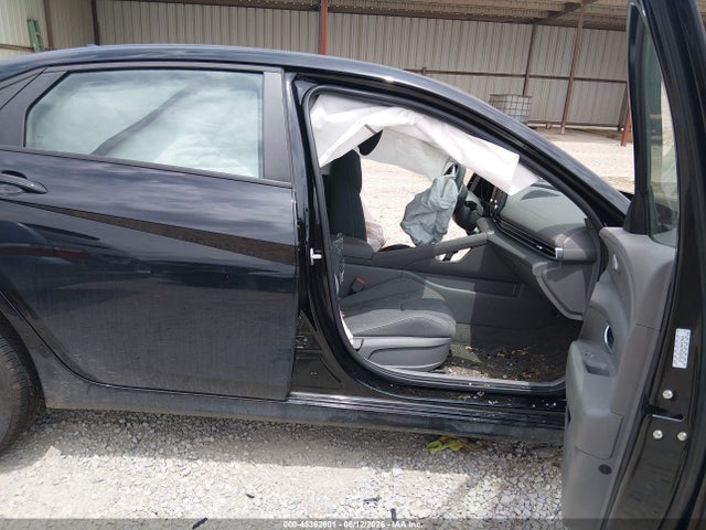 45362601 :رقم المزاد ، KMHLM4AG7PU529142 vin ، 2023 Hyundai Elantra Sel مزاد بيع