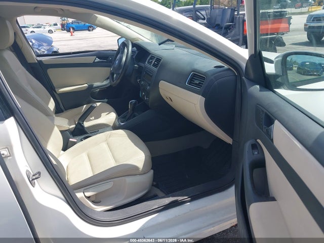 2011 Volkswagen Jetta 2.5l Se მანქანა იყიდება აუქციონზე, vin: 3VWDZ7AJ1BM324126, აუქციონის ნომერი: 45362643