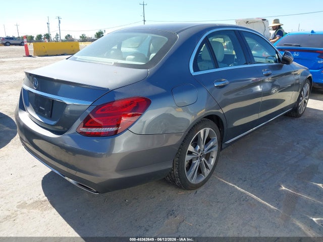 Mercedes-Benz C 300 2017 55SWF4JB2HU227637 Image 4
