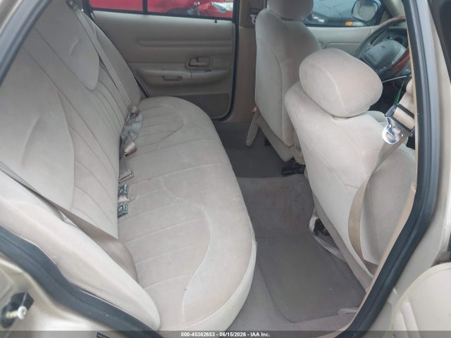Продажа на аукционе авто 2000 Ford Crown Victoria, vin: 2FAFP73W7YX125627, номер лота: 45362653