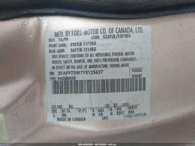 Продажа на аукционе авто 2000 Ford Crown Victoria, vin: 2FAFP73W7YX125627, номер лота: 45362653