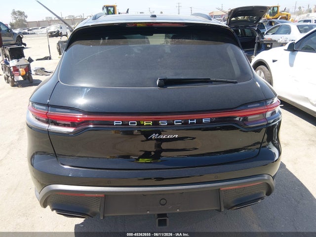 WP1AA2A50RLB08667 Porsche Macan T
