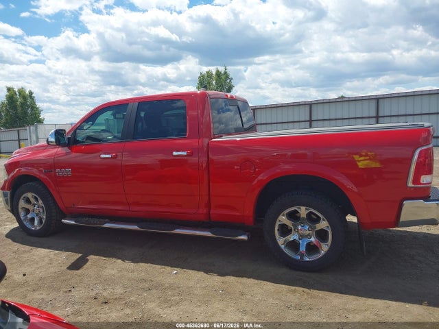 1C6RR7VM9JS258788 RAM 1500 Laramie 4x4 6&#039;4 Box