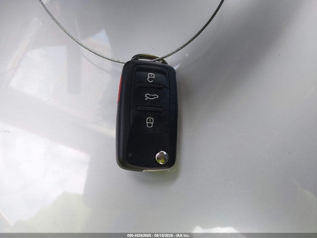 3VWD17AJ4FM254411 Volkswagen Jetta 1.8t Se