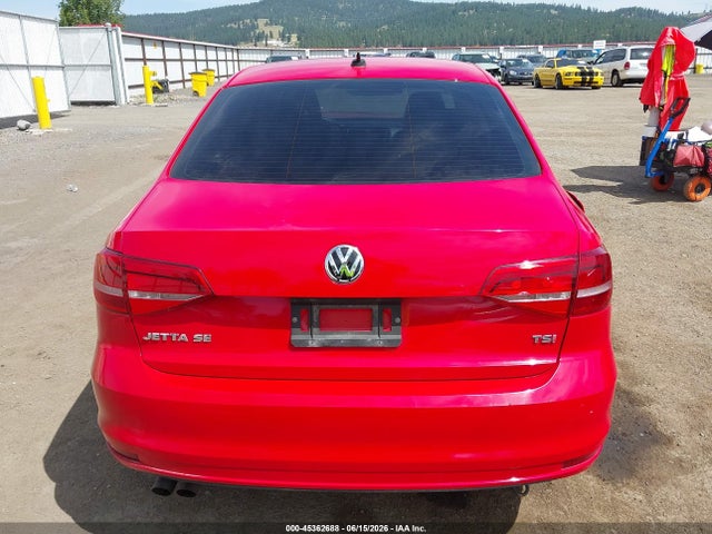 2015 Volkswagen Jetta 1.8t Se მანქანა იყიდება აუქციონზე, vin: 3VWD17AJ4FM254411, აუქციონის ნომერი: 45362688