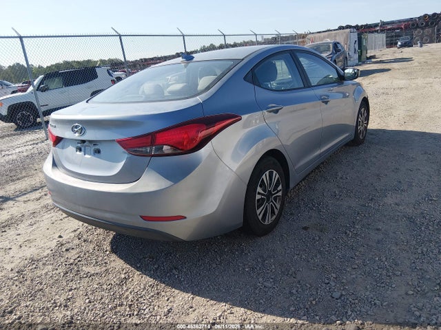 Продажа на аукционе авто 2016 Hyundai Elantra Se, vin: 5NPDH4AE6GH689602, номер лота: 45362714