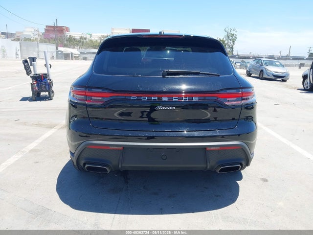 WP1AA2A53PLB17831 Porsche Macan T
