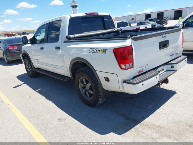 2015 Nissan Titan Pro-4x მანქანა იყიდება აუქციონზე, vin: 1N6BA0EC3FN509808, აუქციონის ნომერი: 45362734