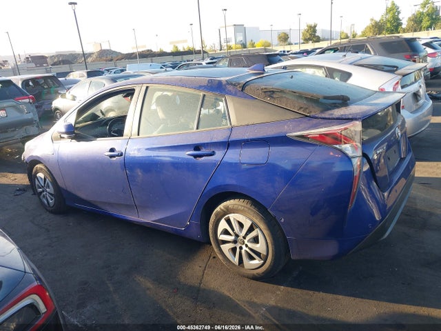 Toyota Prius Three 2018 JTDKARFU6J3549724 Image 15