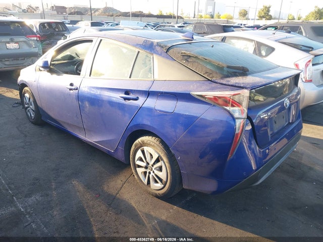 Toyota Prius Three 2018 JTDKARFU6J3549724 Image 3