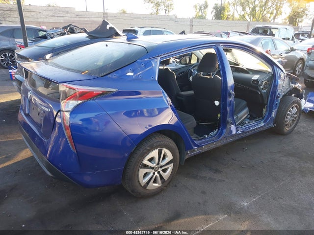Toyota Prius Three 2018 JTDKARFU6J3549724 Image 4