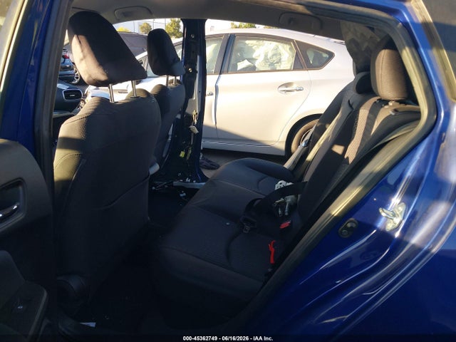 Toyota Prius Three 2018 JTDKARFU6J3549724 Image 8