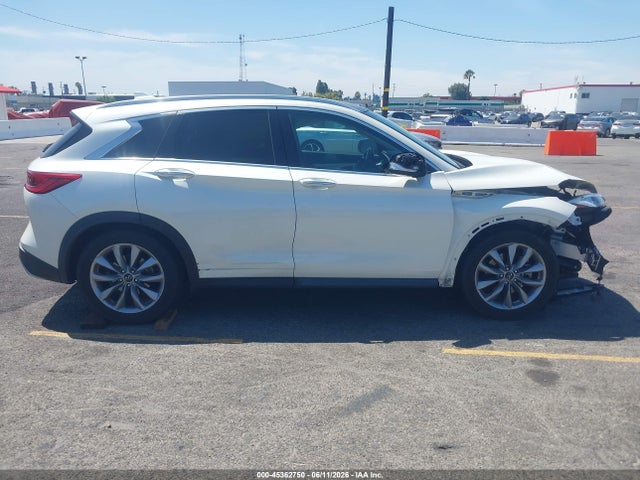 Auction sale of the 2020 Infiniti Qx50 Luxe, vin: 3PCAJ5M15LF102806, lot number: 45362750
