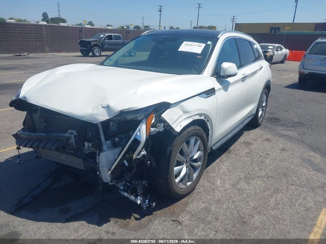 3PCAJ5M15LF102806 Infiniti Qx50 Luxe