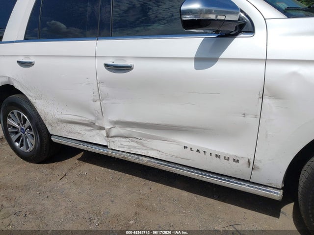 Ford Expedition Platinum 2019 1FMJU1MTXKEA83957 Image 6
