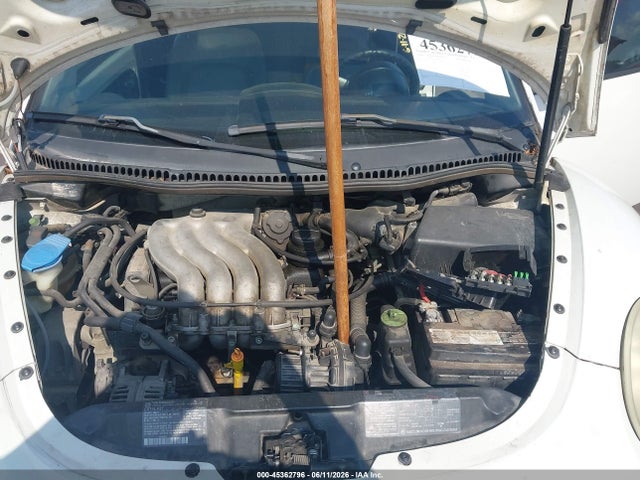 2000 Volkswagen New Beetle Gls მანქანა იყიდება აუქციონზე, vin: 3VWCC21C1YM404410, აუქციონის ნომერი: 45362796