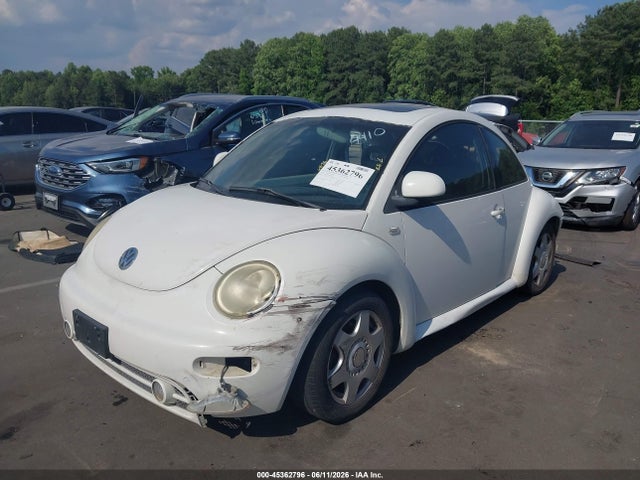2000 Volkswagen New Beetle Gls მანქანა იყიდება აუქციონზე, vin: 3VWCC21C1YM404410, აუქციონის ნომერი: 45362796