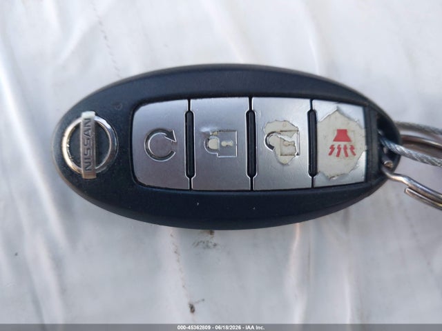 5N1AT3BA3MC746011 Nissan Rogue Sv Fwd