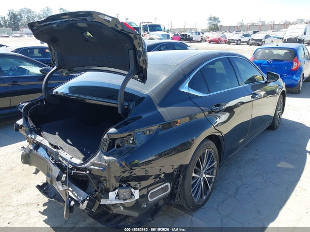 Lexus ES 300H 2025 58ADA1C16SU069526 Image 4