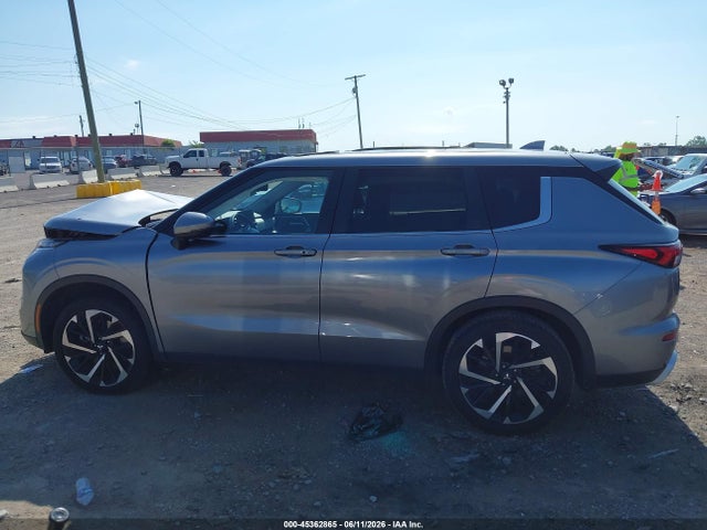 2024 Mitsubishi Outlander მანქანა იყიდება აუქციონზე, vin: JA4J3VA84RZ038413, აუქციონის ნომერი: 45362865