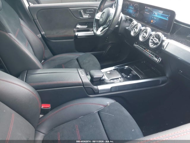 45362874 :رقم المزاد ، W1N4M4GB4MW109352 vin ، 2021 Mercedes-benz Glb 250 مزاد بيع