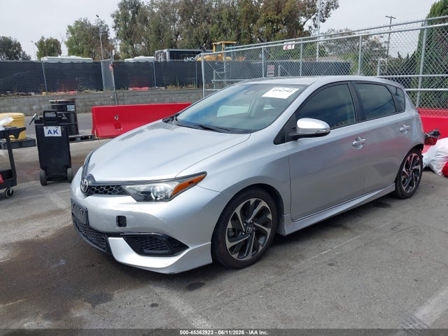 Toyota COROLLA IM 2018 JTNKARJE0JJ555753 Image 2