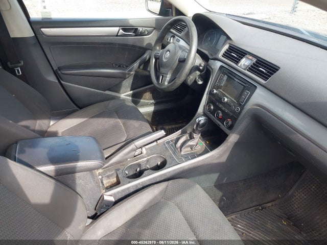 2014 Volkswagen Passat 2.5l S მანქანა იყიდება აუქციონზე, vin: 1VWAP7A31EC025042, აუქციონის ნომერი: 45362970