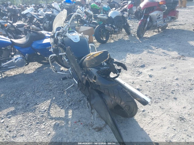Suzuki VZ800 2014 JS1VS56A3E2100080 Image 3