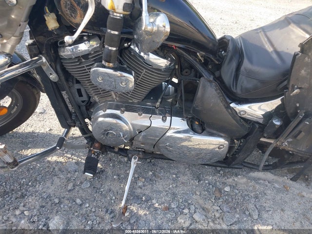 Suzuki VZ800 2014 JS1VS56A3E2100080 Image 9