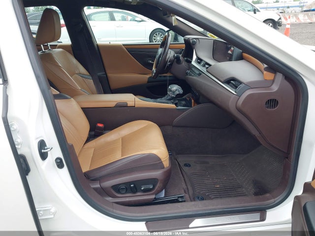 45363104 :رقم المزاد ، 58AEZ1B11LU074665 vin ، 2020 Lexus Es 350 Luxury مزاد بيع