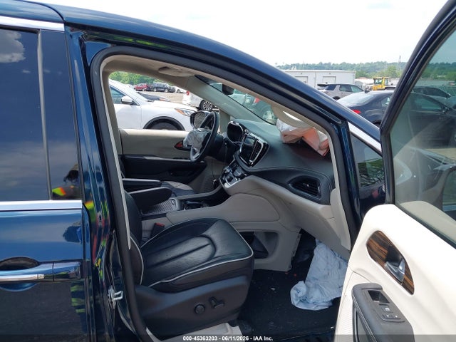 Chrysler Pacifica Hybrid Limited 2023 2C4RC1S71PR592569 Image 5
