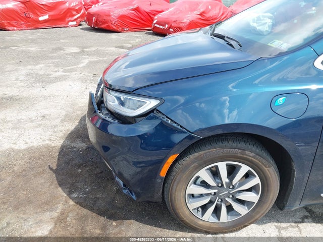 Chrysler Pacifica Hybrid Limited 2023 2C4RC1S71PR592569 Image 6