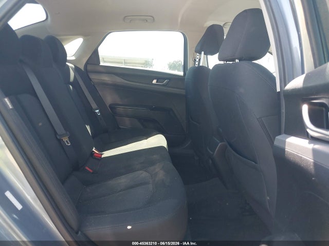 KIA K5 LX 2022 5XXG24J24NG150022 Image 8