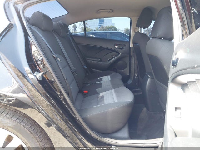 KIA FORTE S 2017 3KPFL4A75HE020753 Image 8