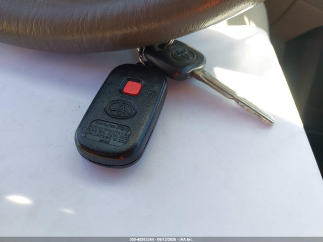 2004 Toyota Camry Le მანქანა იყიდება აუქციონზე, vin: 4T1BE32KX4U347386, აუქციონის ნომერი: 45363264