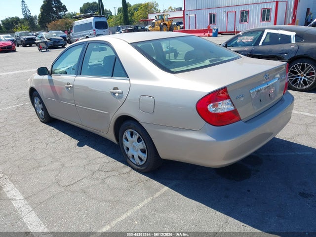 2004 Toyota Camry Le მანქანა იყიდება აუქციონზე, vin: 4T1BE32KX4U347386, აუქციონის ნომერი: 45363264