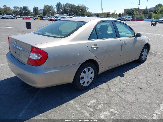 2004 Toyota Camry Le მანქანა იყიდება აუქციონზე, vin: 4T1BE32KX4U347386, აუქციონის ნომერი: 45363264