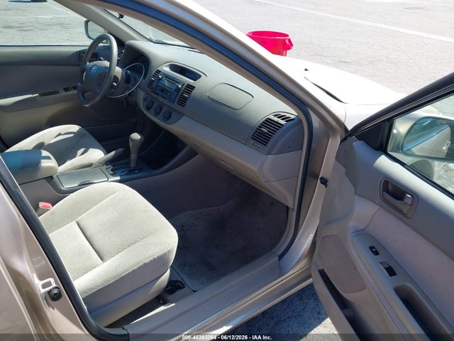 2004 Toyota Camry Le მანქანა იყიდება აუქციონზე, vin: 4T1BE32KX4U347386, აუქციონის ნომერი: 45363264