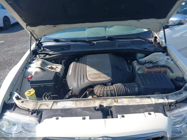 Продаж на аукціоні авто 2008 Chrysler 300c Hemi, vin: 2C3KA63HX8H131944, номер лоту: 45363307