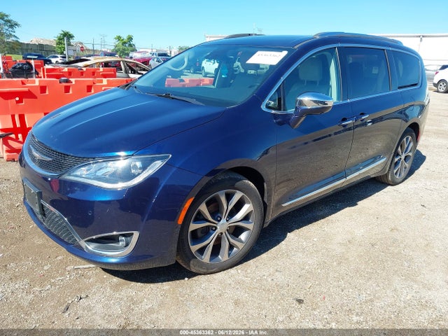 Продажа на аукционе авто 2017 Chrysler Pacifica Limited, vin: 2C4RC1GGXHR643402, номер лота: 45363362
