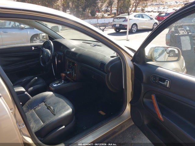 45363477 :رقم المزاد ، WVWPH63B01P207147 vin ، 2001 Volkswagen Passat Gls V6 مزاد بيع