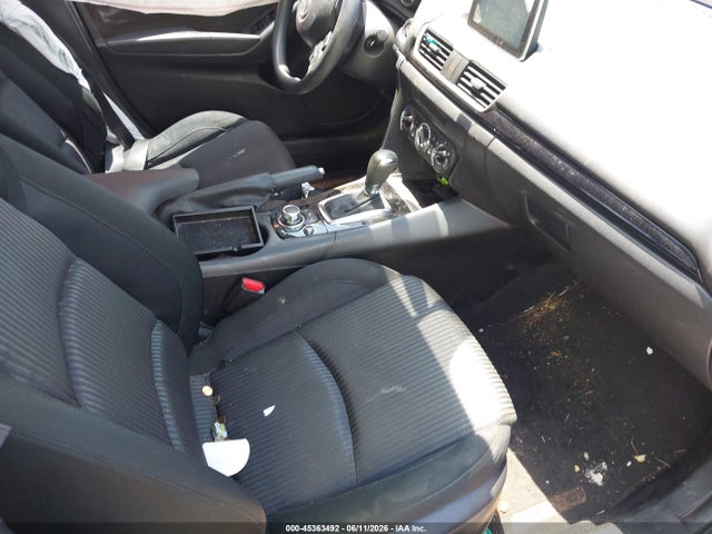 Продаж на аукціоні авто 2016 Mazda Mazda3 I Sport, vin: JM1BM1U75G1318713, номер лоту: 45363492