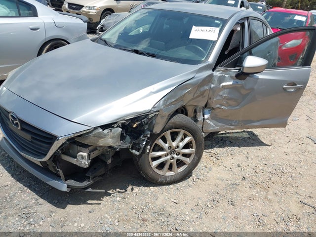 Продаж на аукціоні авто 2016 Mazda Mazda3 I Sport, vin: JM1BM1U75G1318713, номер лоту: 45363492