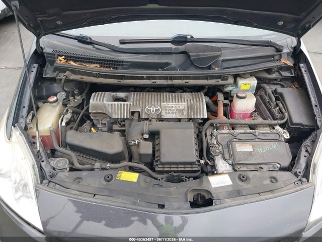 JTDKN3DU7F0413521 Toyota Prius Three